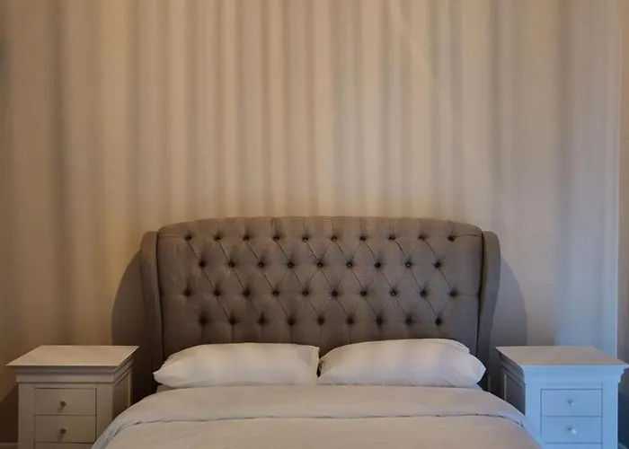 Villa Moonflower #13 *