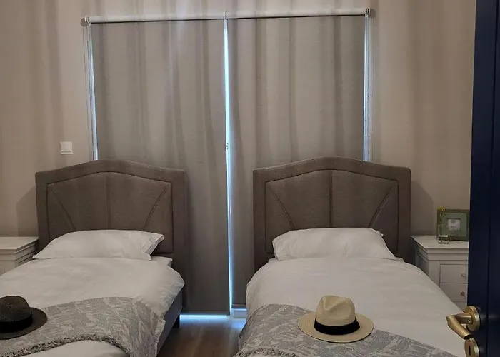 Moonflower #13 * Peyia